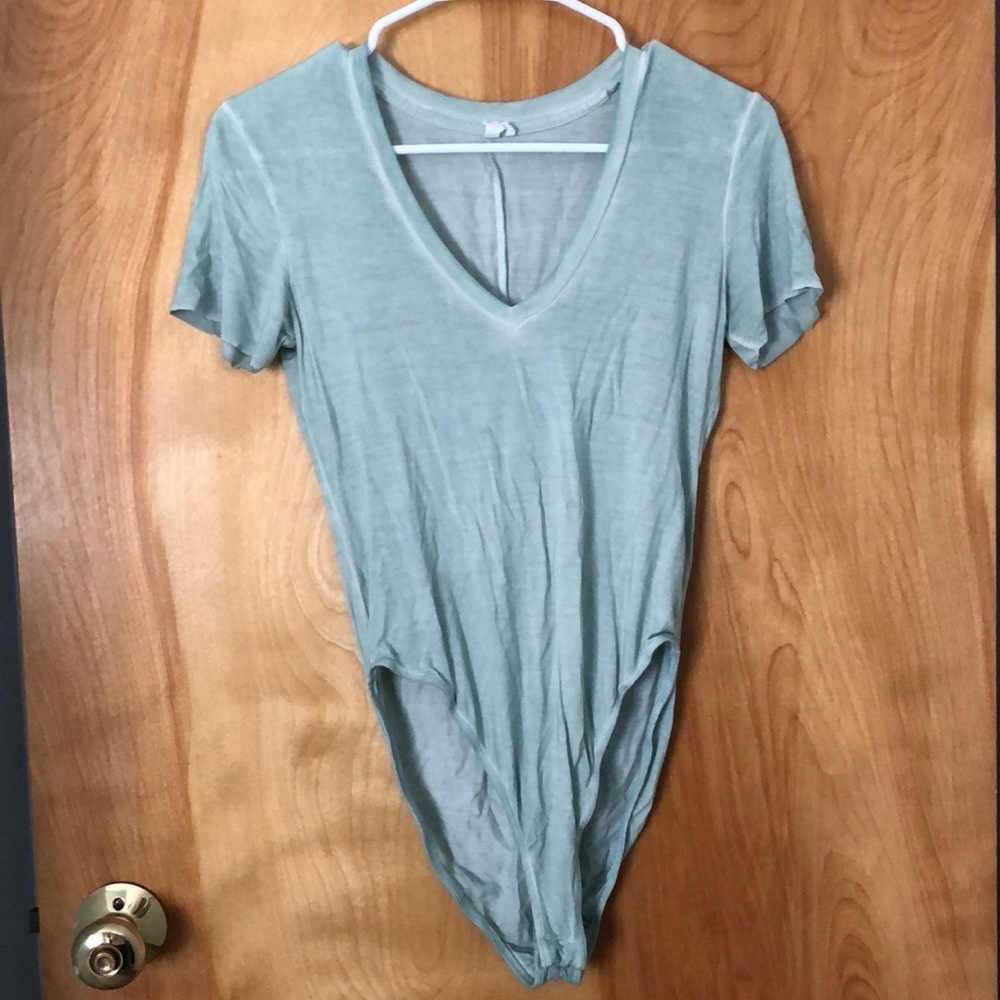 Urban Outfitters v neck!